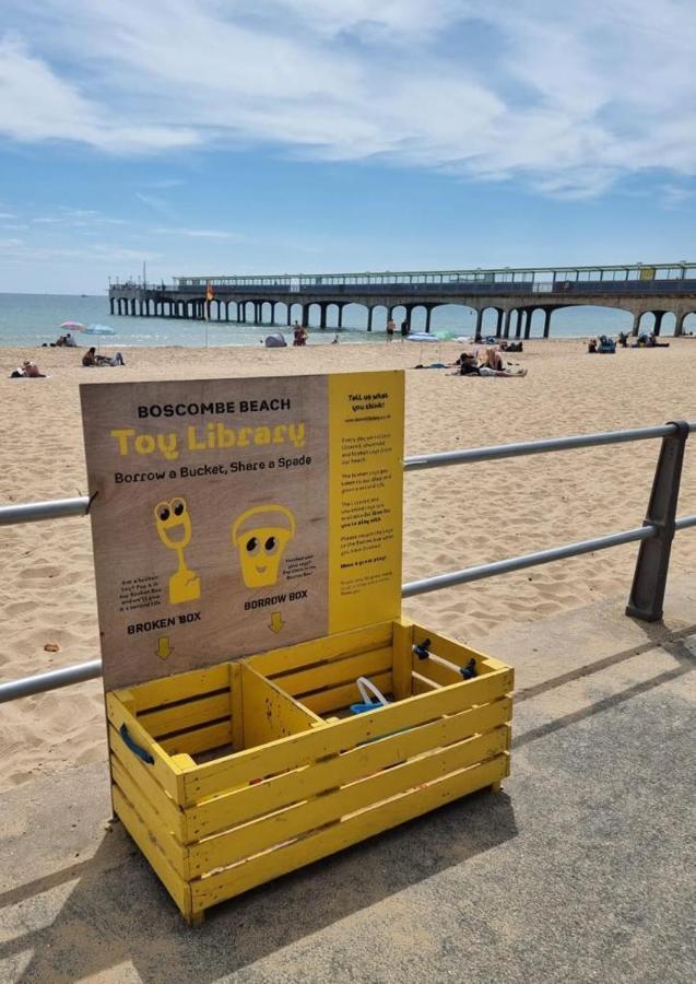 Centrally Located Boscombe Beach Apart With Parking Bournemouth Exteriör bild