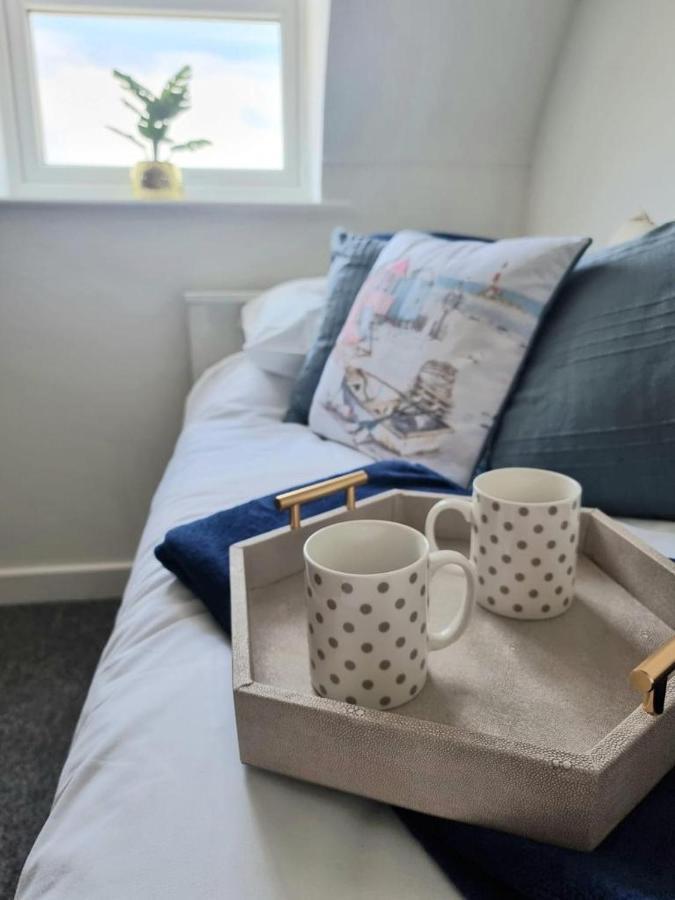 Centrally Located Boscombe Beach Apart With Parking Bournemouth Exteriör bild
