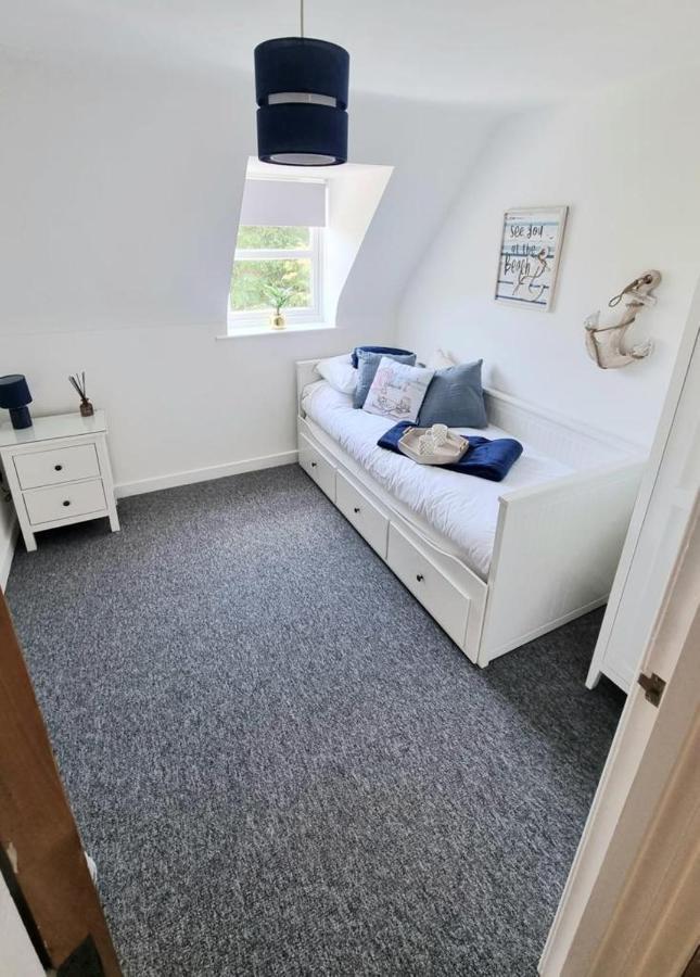 Centrally Located Boscombe Beach Apart With Parking Bournemouth Exteriör bild